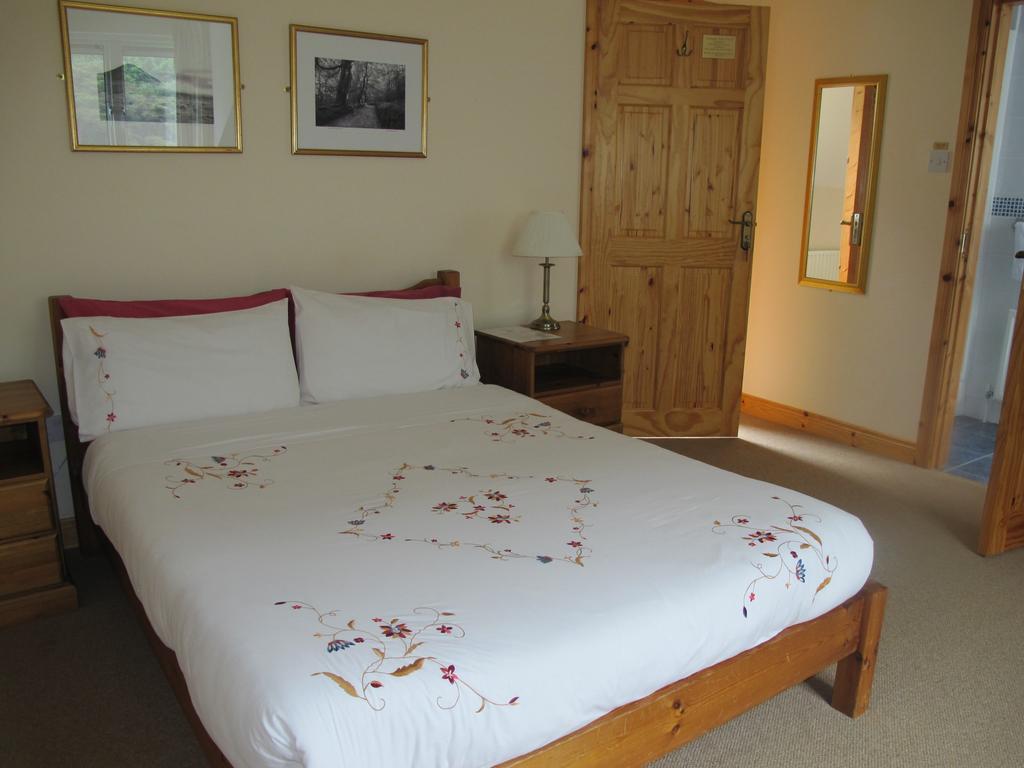 Riversdale House Accommodation Laragh Room photo